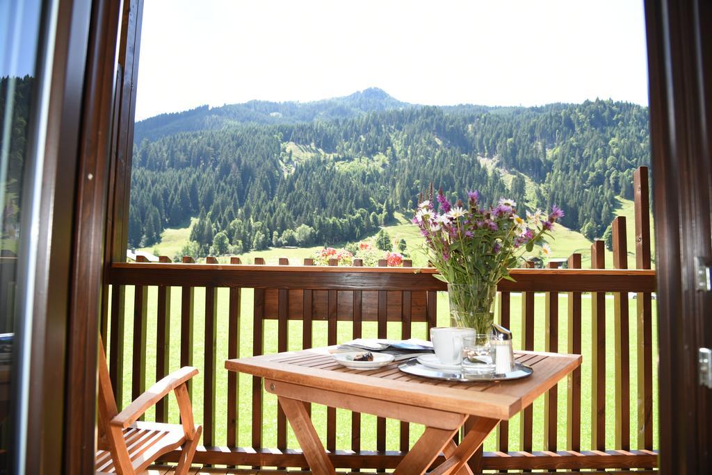 Hotel Laerchenhof Клайнарль Екстер'єр фото